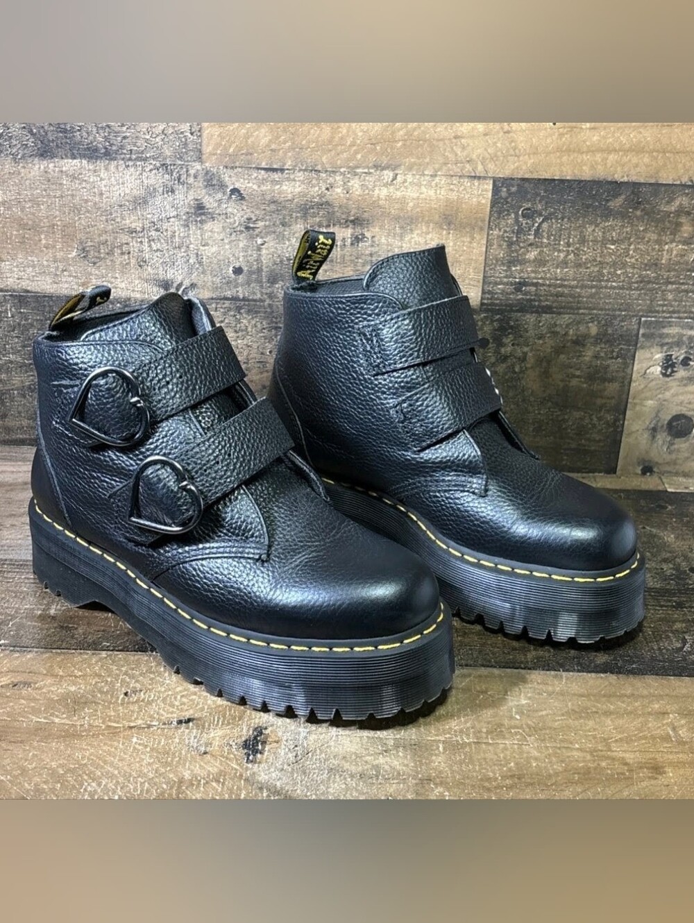 Dr. Martens Devon Heart Black Milled Nappa Platform Ankle Boots Women's Size 10